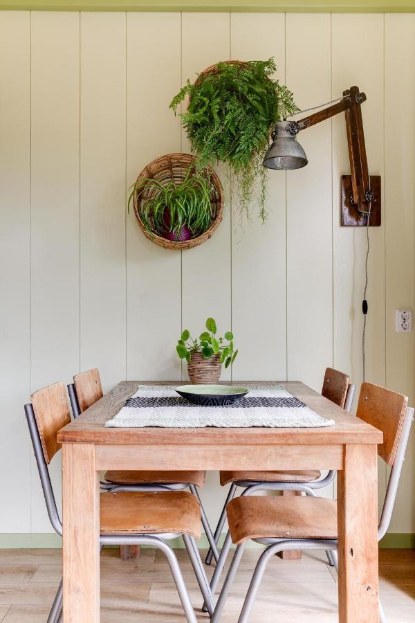 Cottage 'Onder De Boompjes' Oostwoud Bagian luar foto